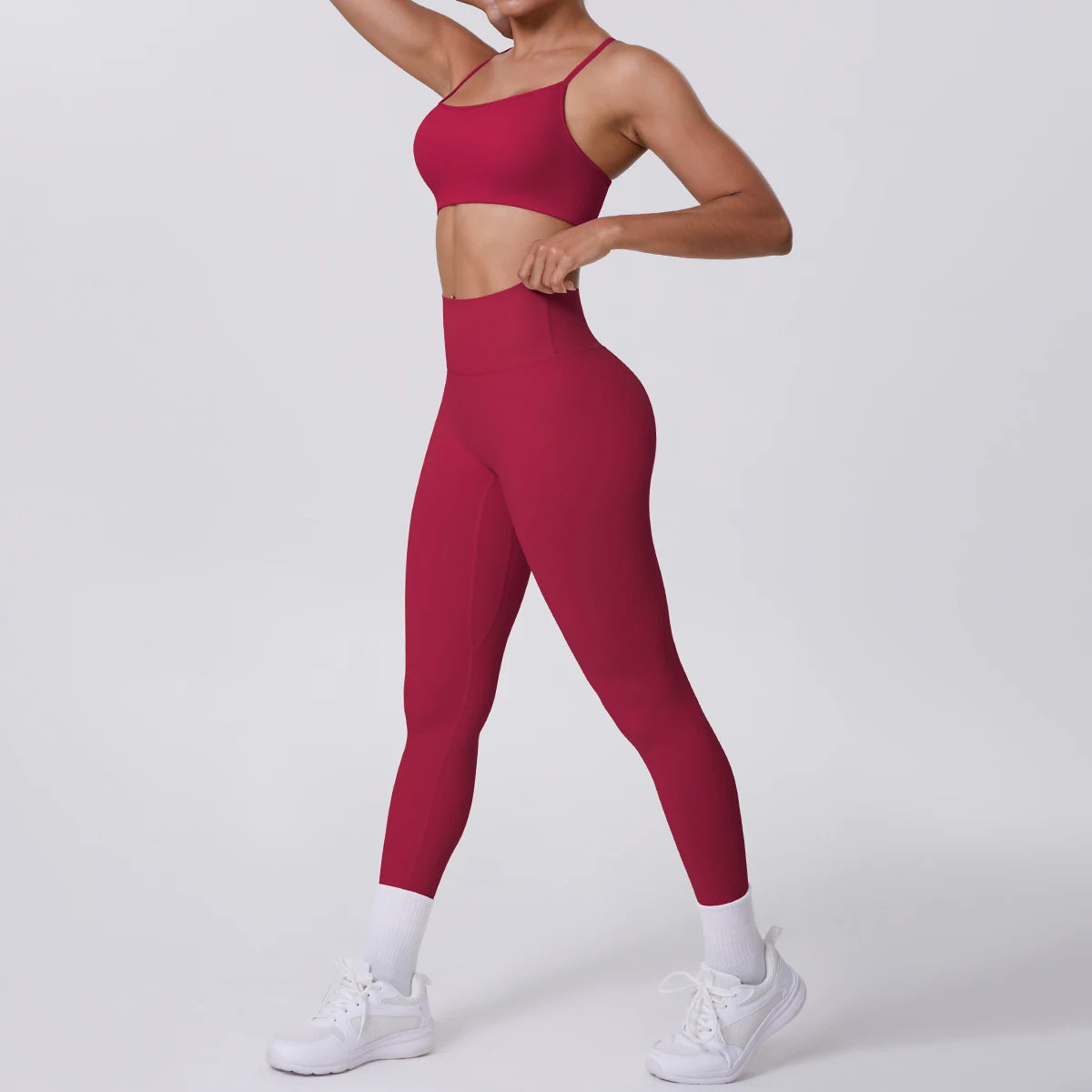 Seamless Yoga Suit – High-Impact Bra & Peach Lift Pants