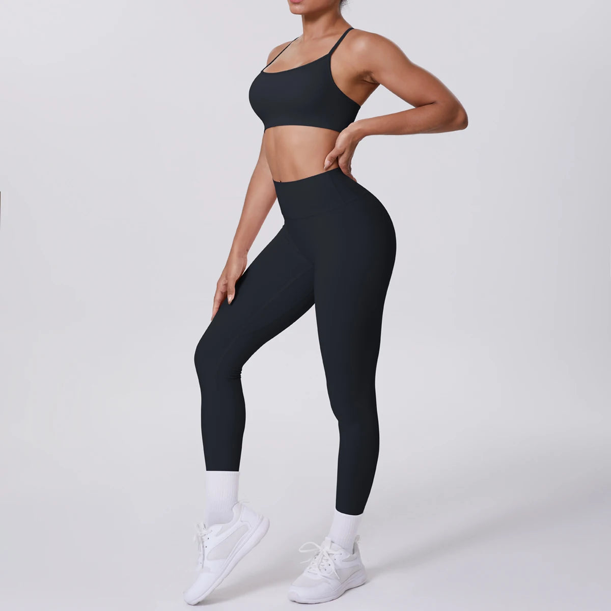 Seamless Yoga Suit – High-Impact Bra & Peach Lift Pants
