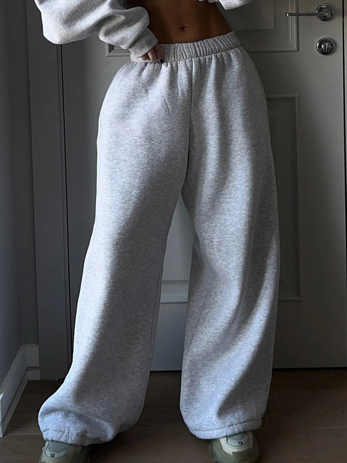 Luxe Tracksuit Set – Long Sleeve Sweatshirt & Joggers