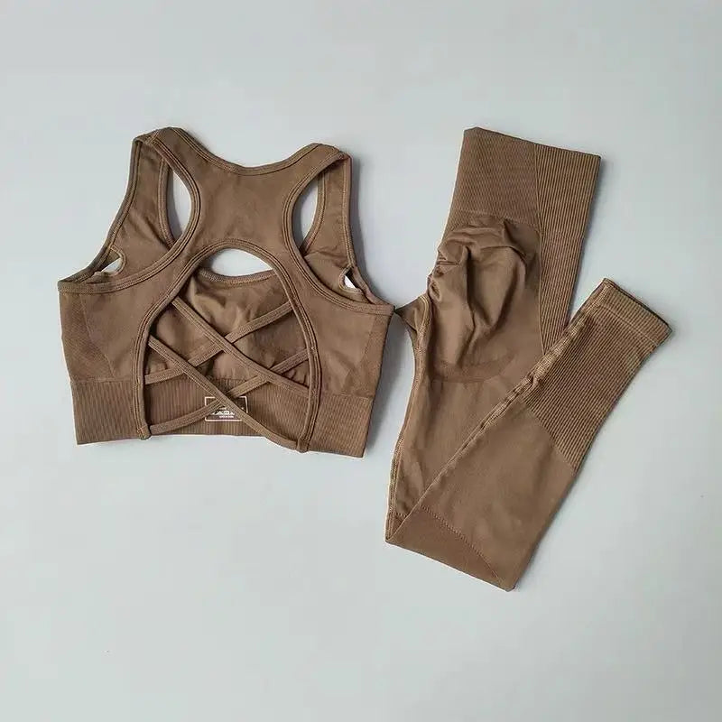 2-Piece Fitness Set – Racerback Bra & Leggings