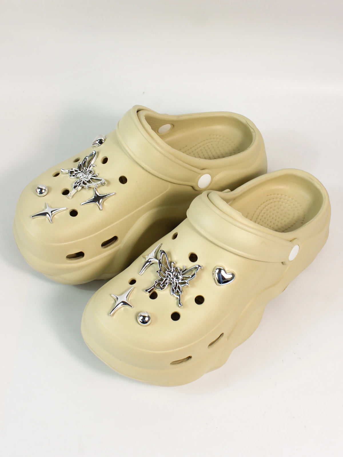 Women DIY Silver Butterfly-Knot Fashion Bow Decor Clogs Summer Sping Autumn Beach Sandals Cave Hole Garden Shoes Students Girls