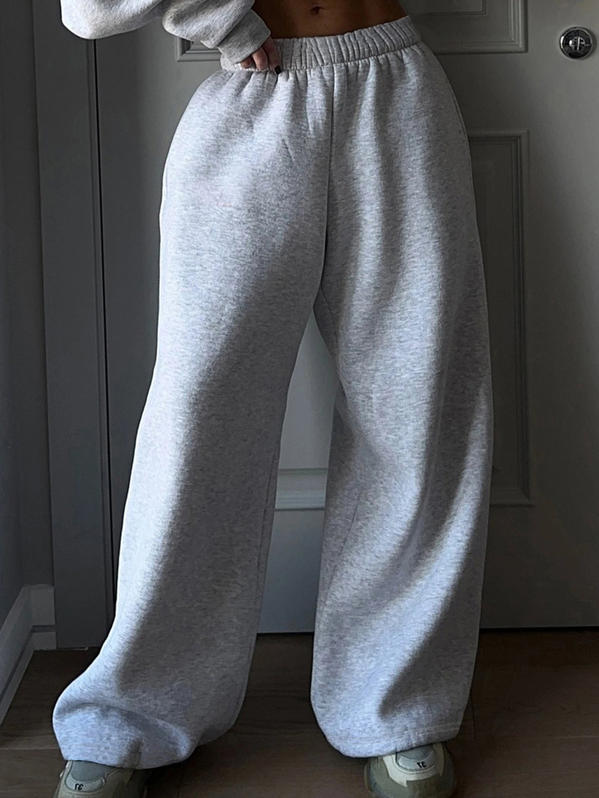 Luxe Tracksuit Set – Long Sleeve Sweatshirt & Joggers