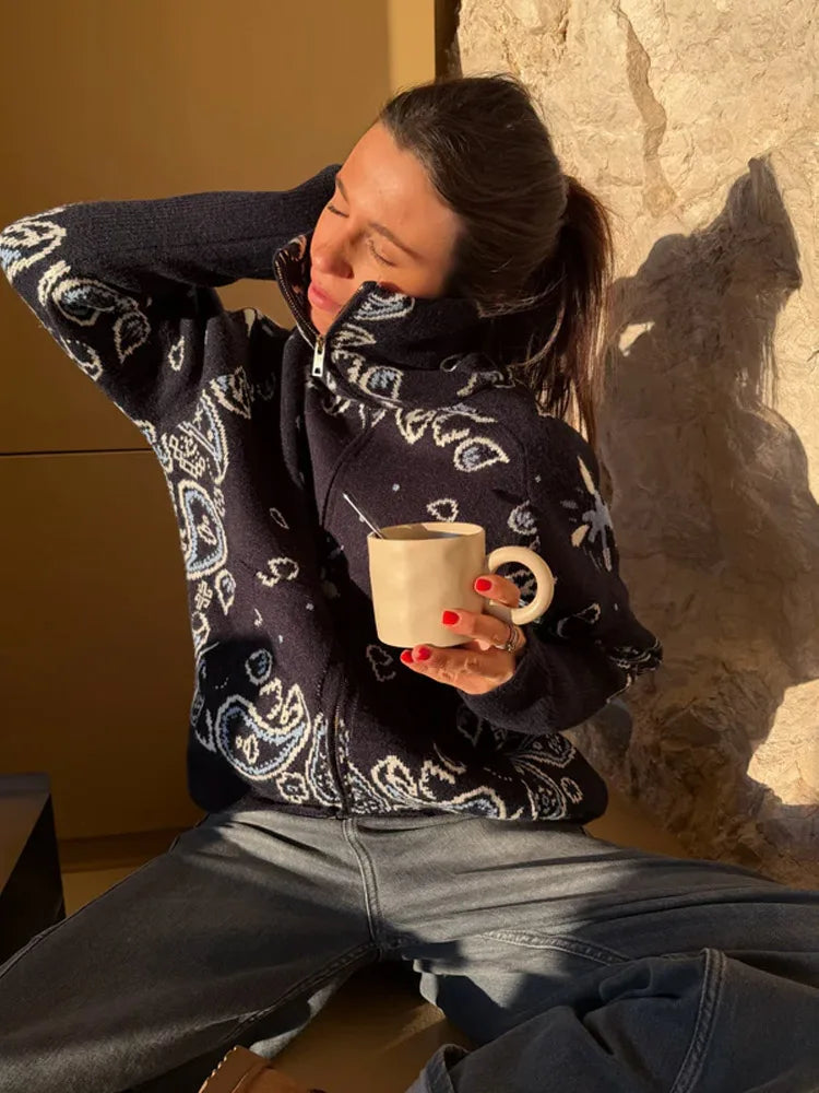 Casual Jacquard Cardigan for Women Loose Stand Collar Zipper Pockets All-match Female Sweater  Spring Thick Warm Knitwear